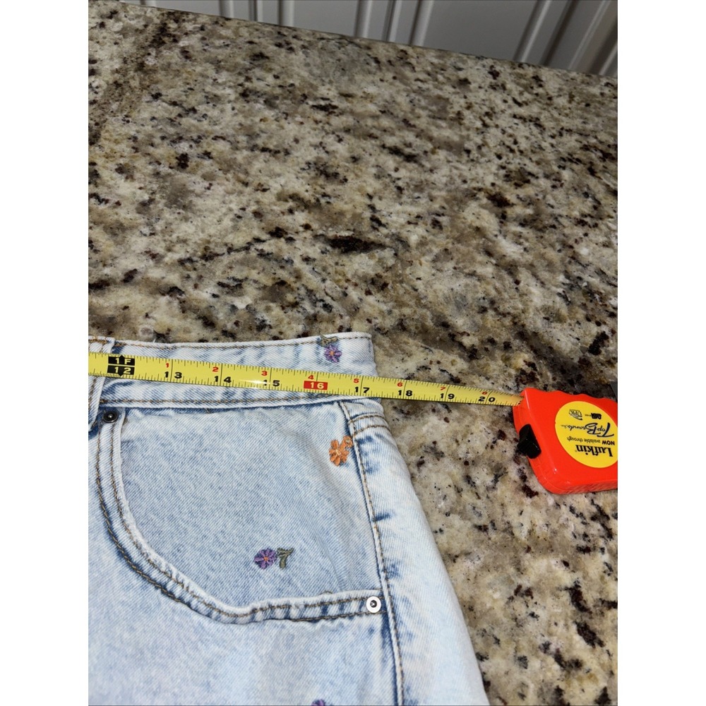 Cotton On Women's High Mom Denim Shorts size 12. Embroidered flowers, distressed - Picture 10 of 10